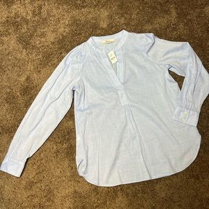Loft Long Sleeve V Cut Light Airy Material